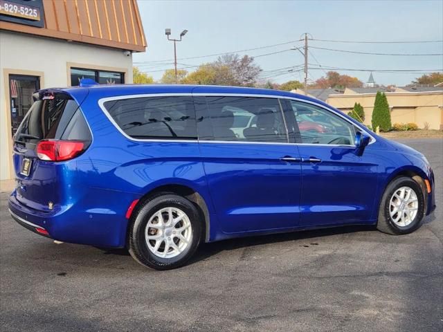 2020 Chrysler Pacifica Touring