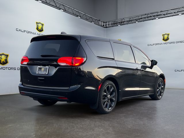 2020 Chrysler Pacifica Touring