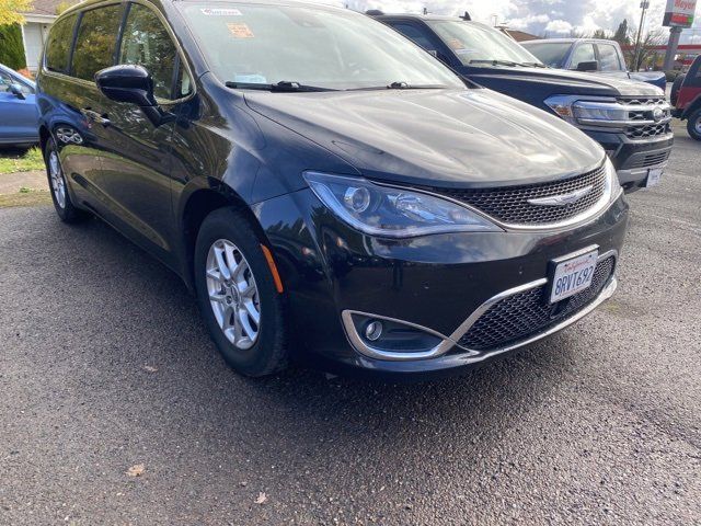 2020 Chrysler Pacifica Touring