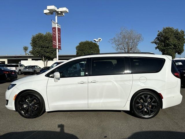 2020 Chrysler Pacifica Touring