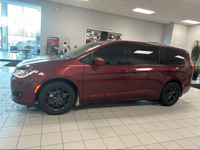 2020 Chrysler Pacifica Touring