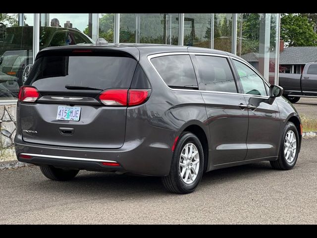 2020 Chrysler Pacifica Touring