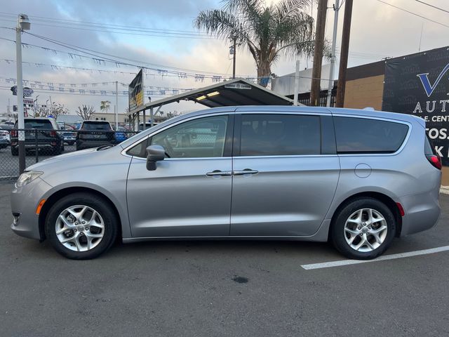 2020 Chrysler Pacifica Touring