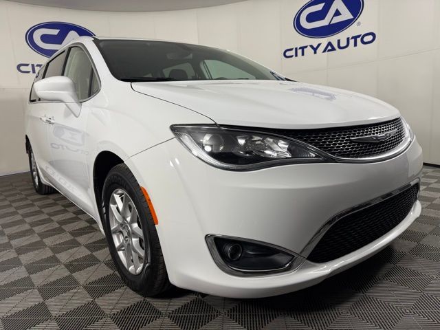 2020 Chrysler Pacifica Touring