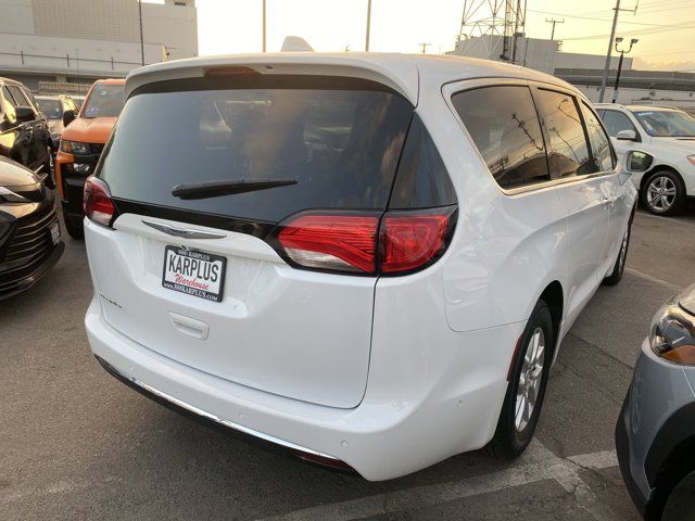 2020 Chrysler Pacifica Touring