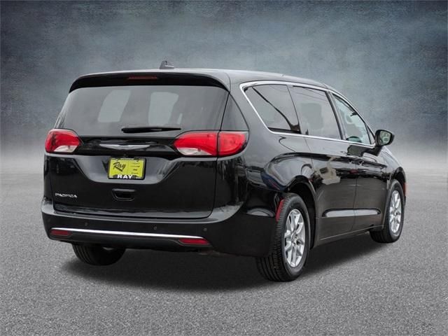 2020 Chrysler Pacifica Touring