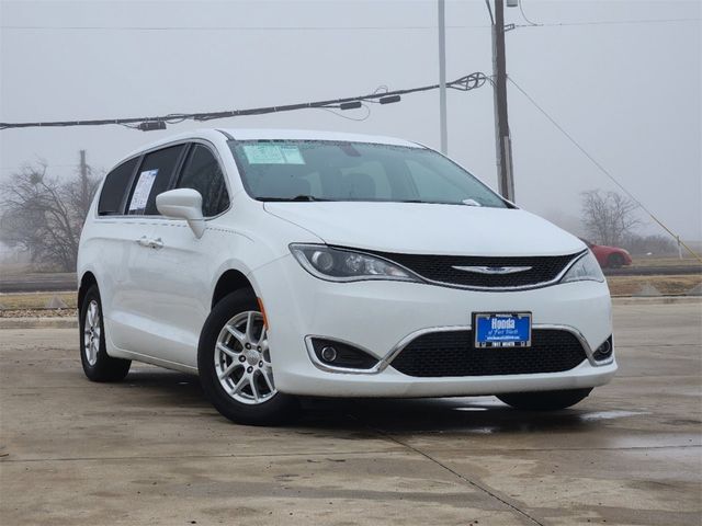 2020 Chrysler Pacifica Touring