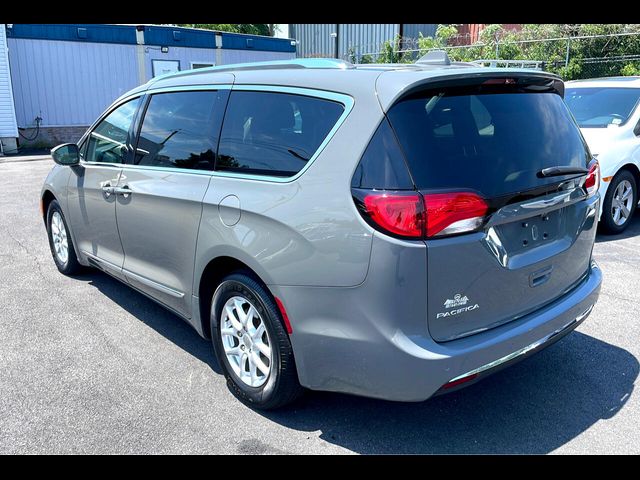 2020 Chrysler Pacifica Touring-L