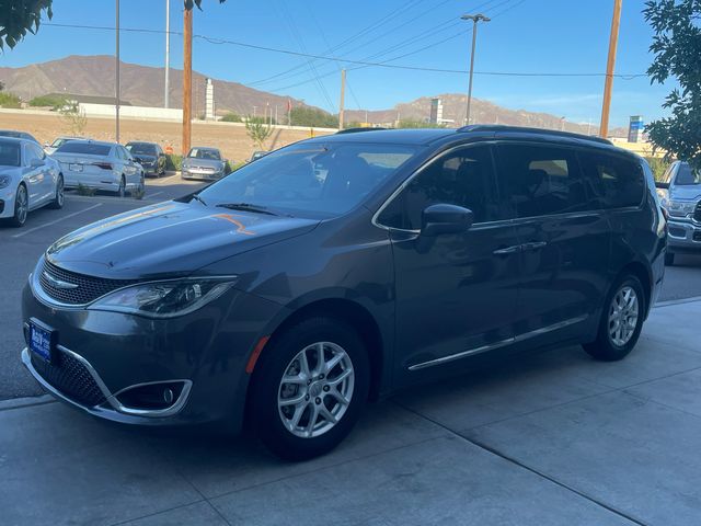 2020 Chrysler Pacifica Touring-L