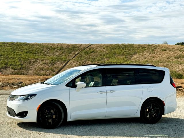 2020 Chrysler Pacifica Touring-L Plus