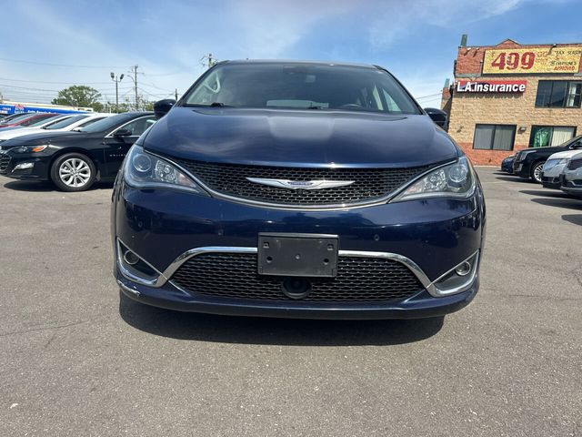 2020 Chrysler Pacifica Touring