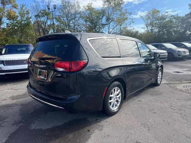 2020 Chrysler Pacifica Touring