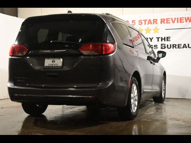 2020 Chrysler Pacifica Touring-L