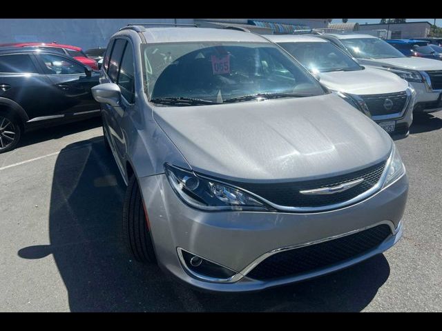 2020 Chrysler Pacifica Touring-L