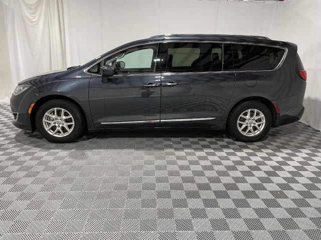 2020 Chrysler Pacifica Touring-L