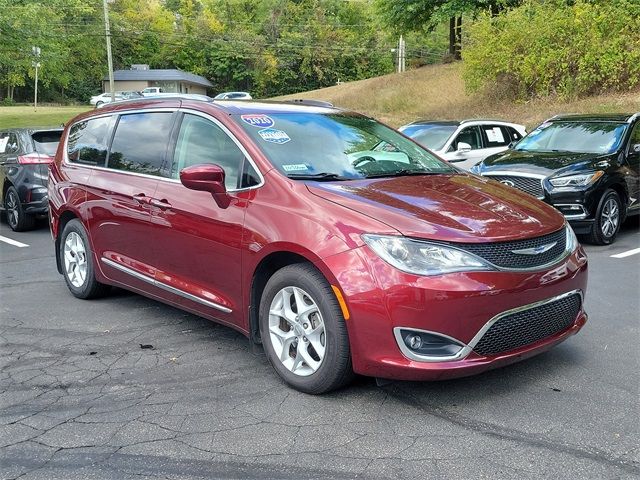 2020 Chrysler Pacifica Touring-L