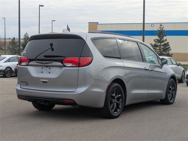 2020 Chrysler Pacifica Touring-L 35th Anniversary