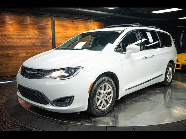 2020 Chrysler Pacifica Touring-L