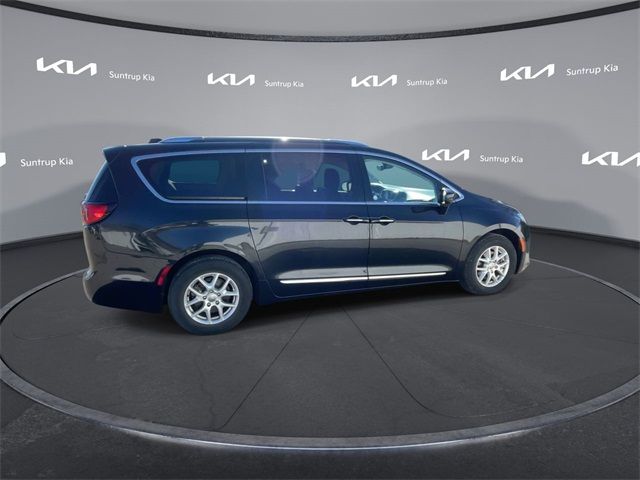 2020 Chrysler Pacifica Touring-L