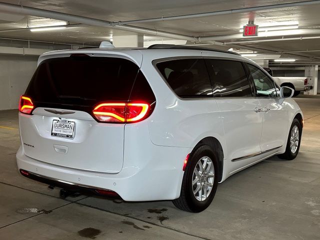 2020 Chrysler Pacifica Touring-L