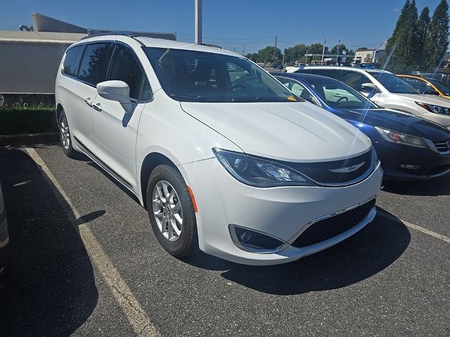 2020 Chrysler Pacifica Touring-L