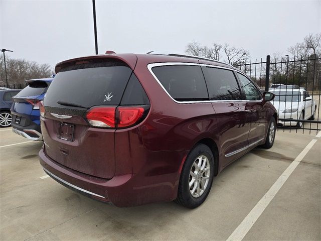 2020 Chrysler Pacifica Touring-L