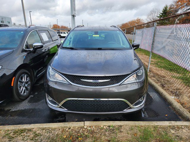 2020 Chrysler Pacifica Touring-L