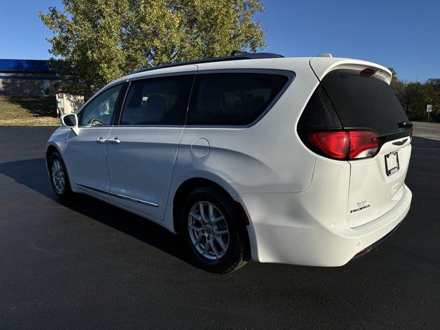 2020 Chrysler Pacifica Touring-L