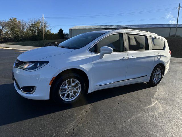 2020 Chrysler Pacifica Touring-L