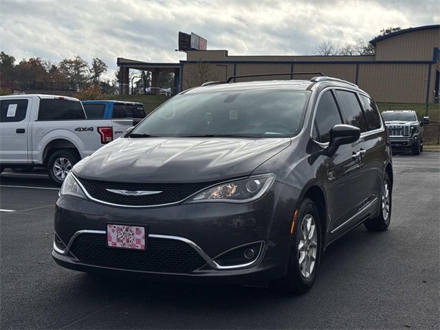 2020 Chrysler Pacifica Touring-L