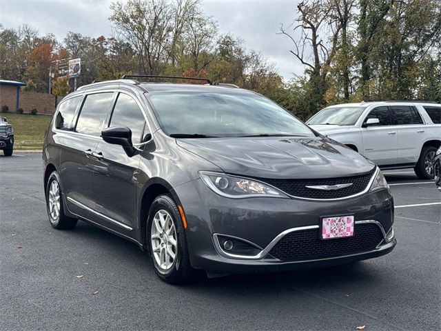 2020 Chrysler Pacifica Touring-L