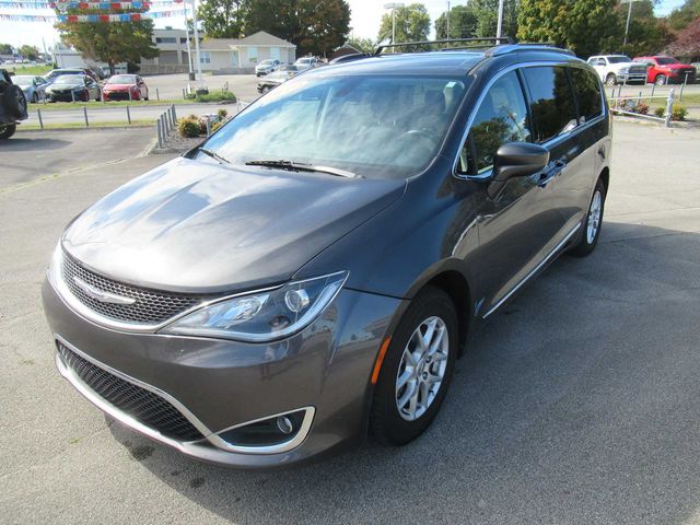 2020 Chrysler Pacifica Touring-L