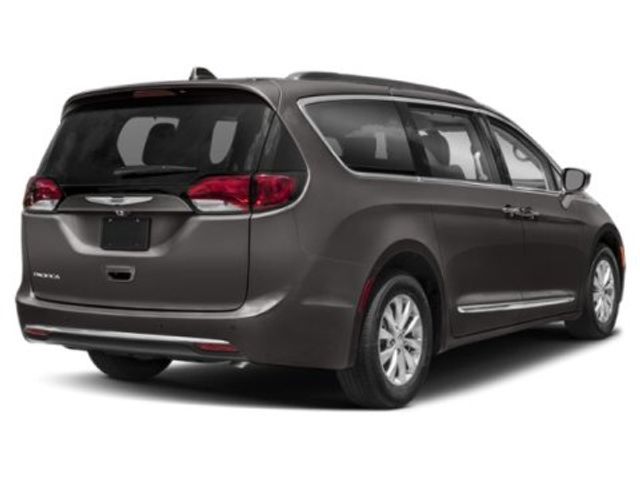 2020 Chrysler Pacifica Touring-L