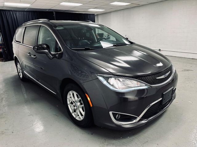 2020 Chrysler Pacifica Touring-L