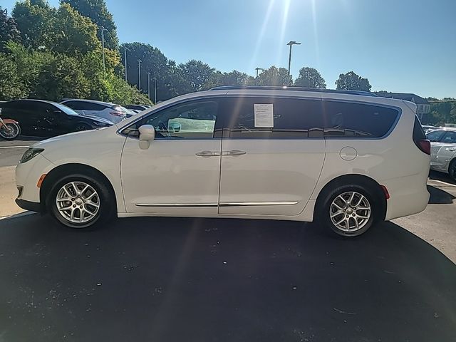 2020 Chrysler Pacifica Touring-L