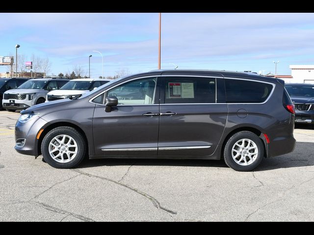 2020 Chrysler Pacifica Touring-L