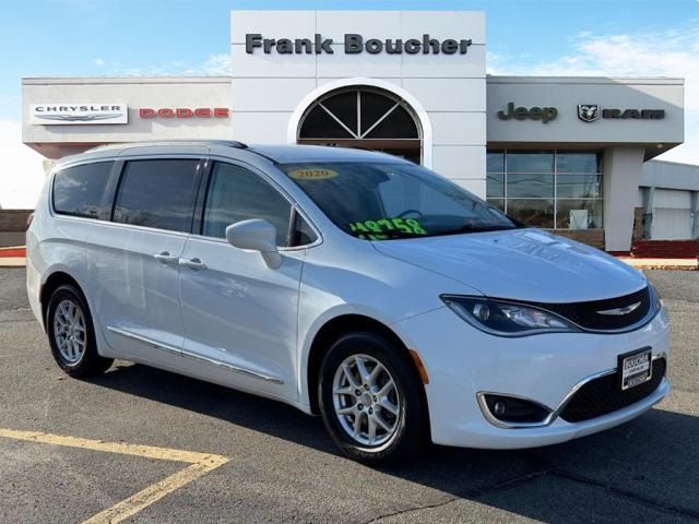 2020 Chrysler Pacifica Touring-L