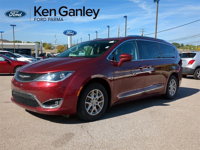 2020 Chrysler Pacifica Touring-L