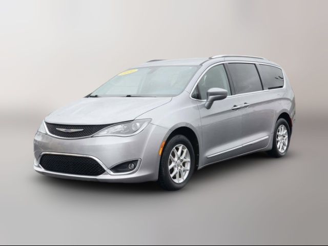 2020 Chrysler Pacifica Touring-L