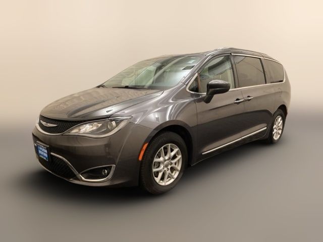 2020 Chrysler Pacifica Touring-L