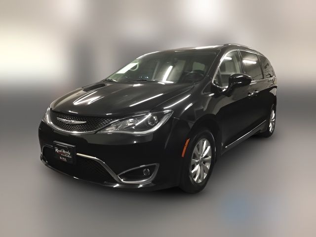 2020 Chrysler Pacifica Touring-L