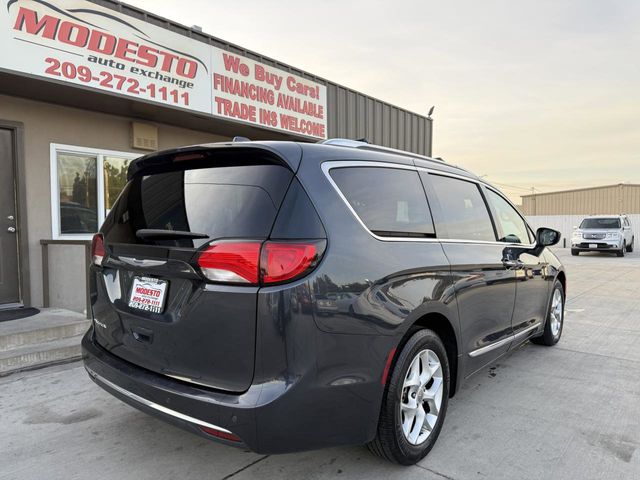 2020 Chrysler Pacifica Touring-L