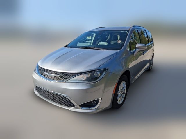 2020 Chrysler Pacifica Touring-L