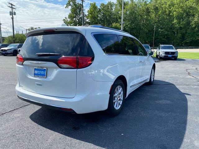 2020 Chrysler Pacifica Touring-L