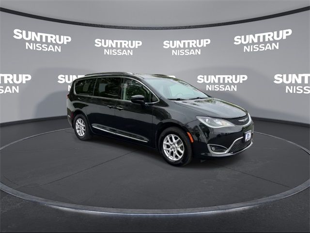 2020 Chrysler Pacifica Touring-L