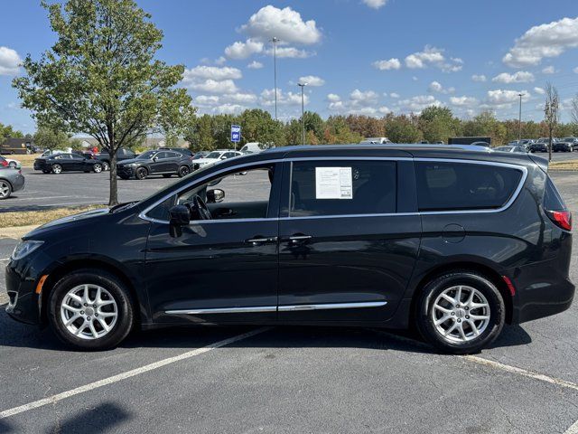 2020 Chrysler Pacifica Touring-L