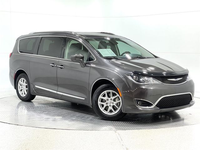 2020 Chrysler Pacifica Touring-L