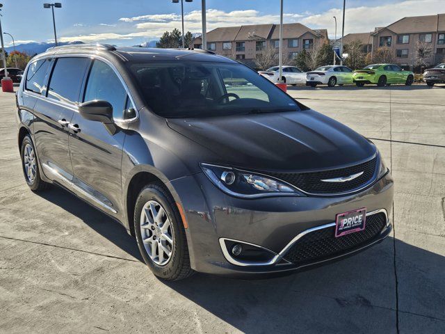 2020 Chrysler Pacifica Touring-L