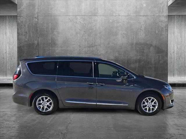 2020 Chrysler Pacifica Touring-L