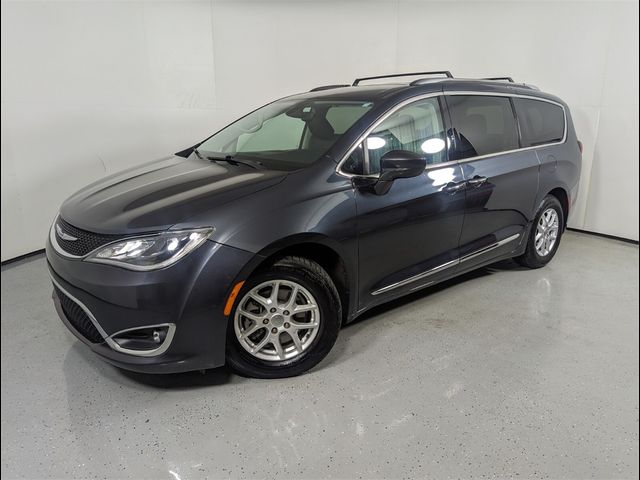 2020 Chrysler Pacifica Touring-L